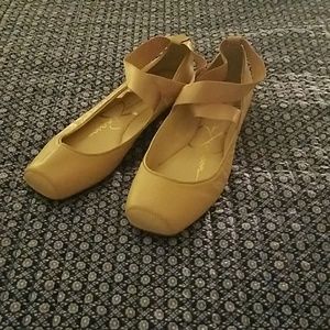 Jessica Simpson Mandalaye flats